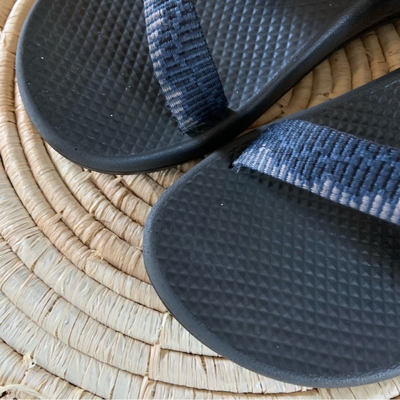 Sandals - Picture 13 of 14